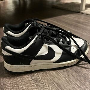 Black and white Nike dunks